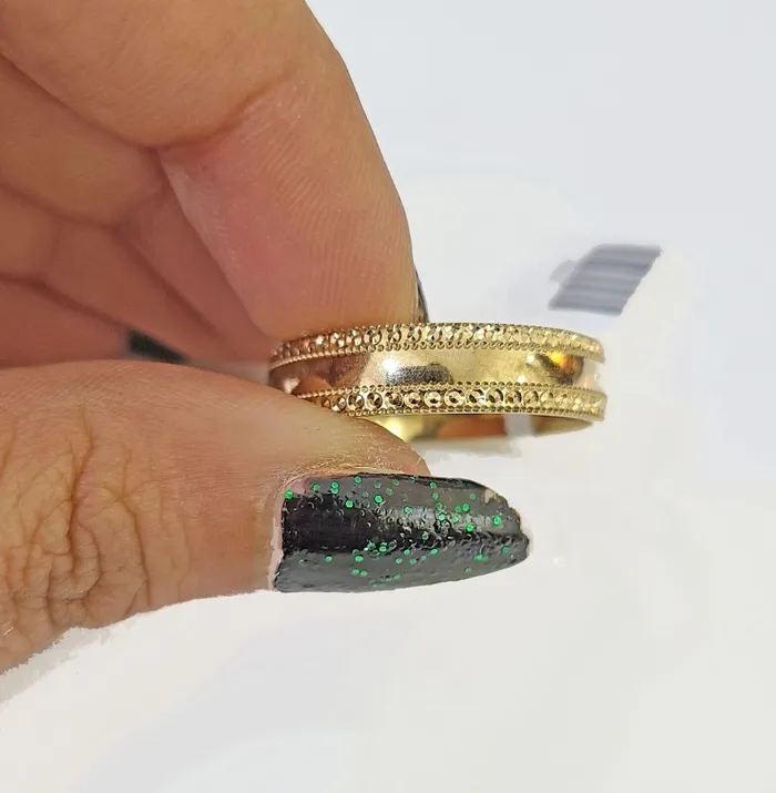 Gold and Diamond Real 10k gold circular sizable ring 10kt yellow size 11 Casual Circle Band Men Rings