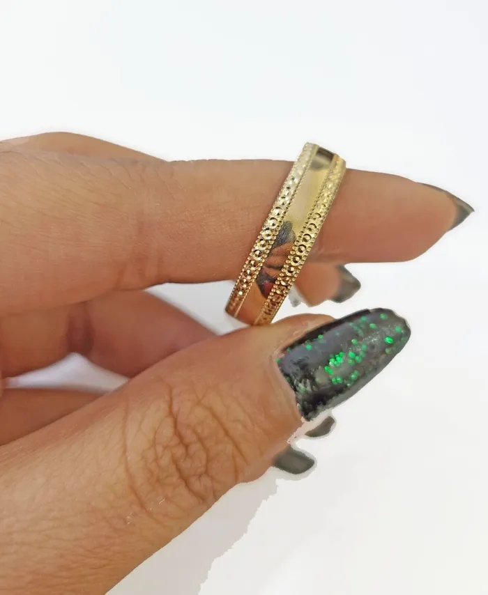 Gold and Diamond Real 10k gold circular sizable ring 10kt yellow size 11 Casual Circle Band Men Rings