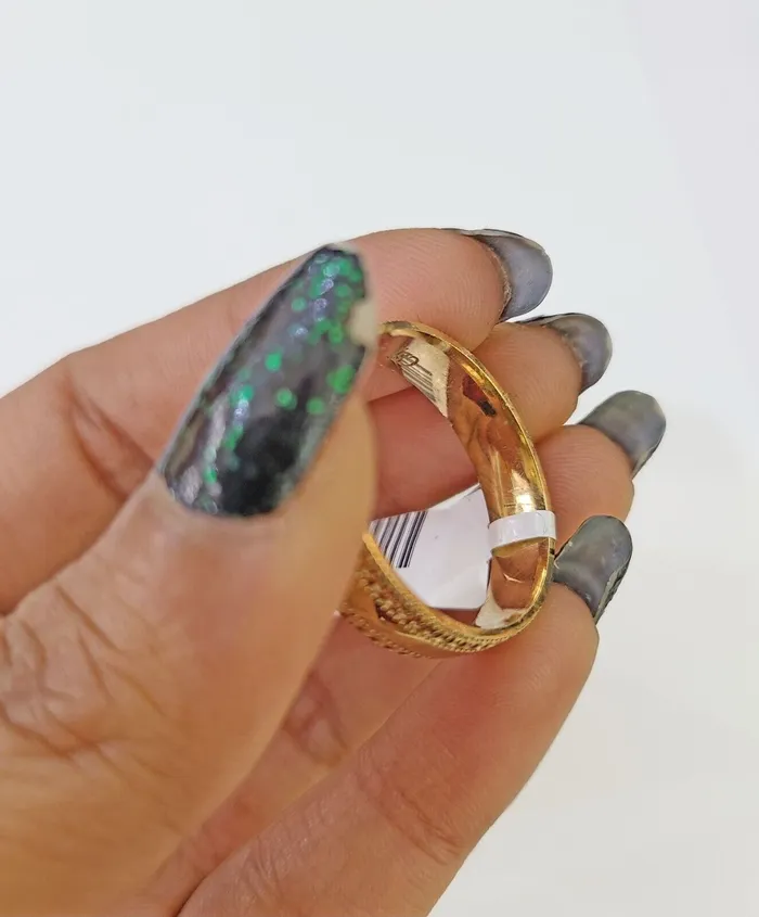 Gold and Diamond Real 10k gold circular sizable ring 10kt yellow size 11 Casual Circle Band Men Rings