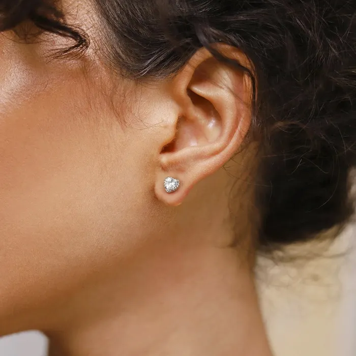 KRKC Earrings Womens Twisted Heartshaped Diamond Stud Earrings