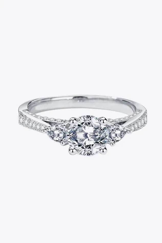 Trendsi Rings 1 Carat Moissanite 4Prong Side Stone Ring